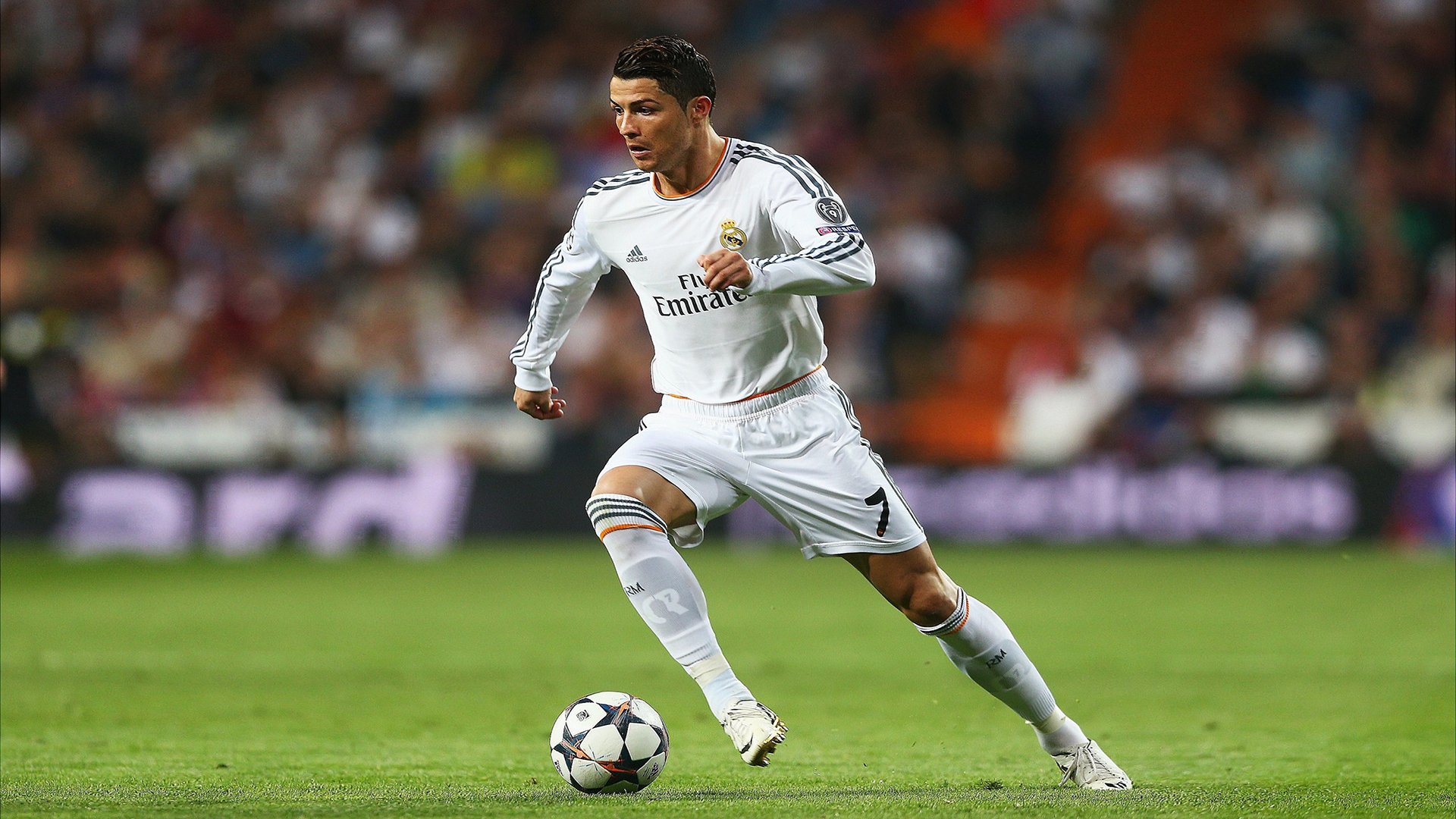 B费领衔葡萄牙冲击世界杯，面临硬仗引西班牙球迷关注